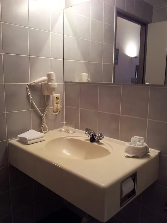 Hotel Prinse Antwerpen 4*,